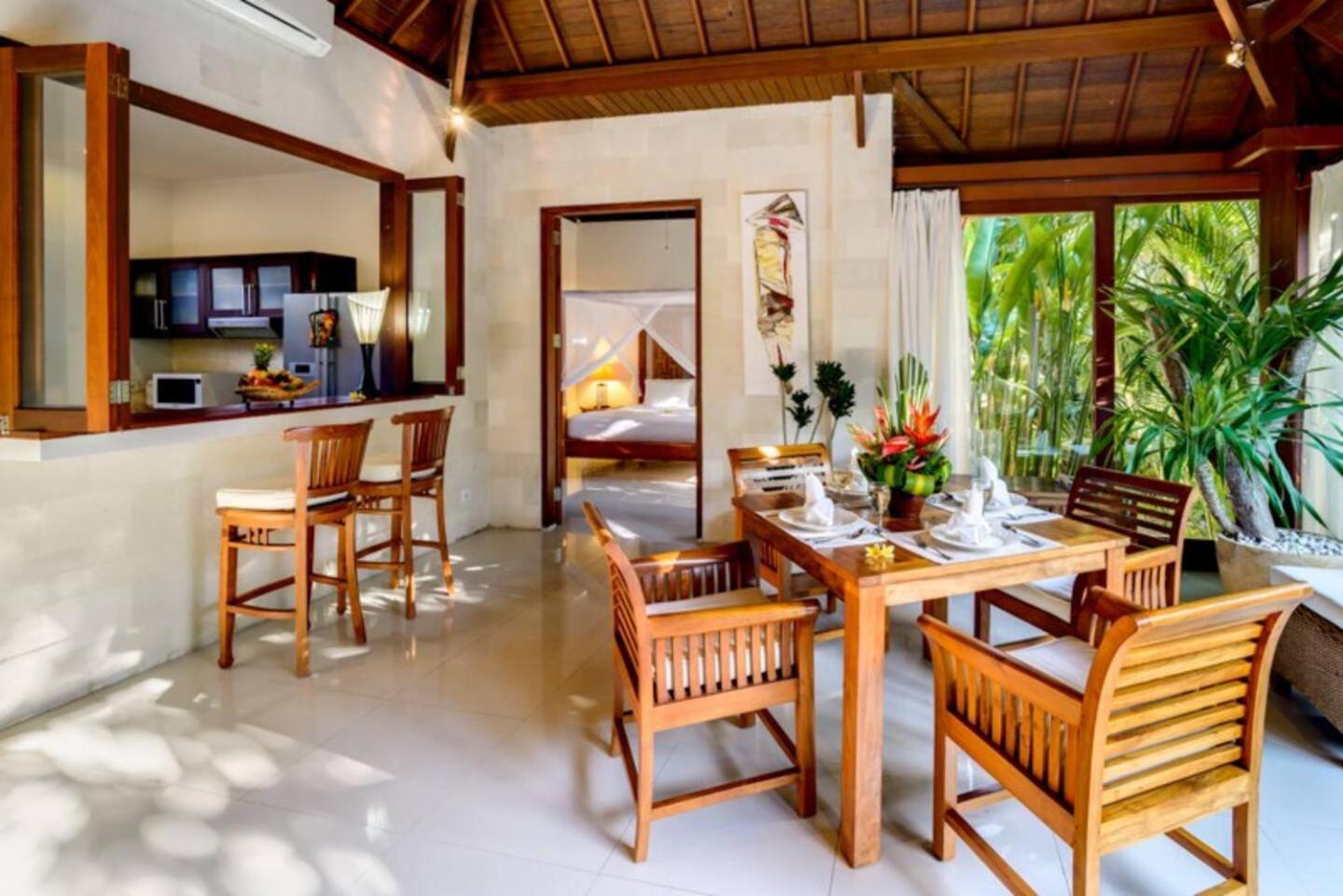 הוילה Heart Of Seminyak, 2Br, Sleeps 4, Walk To Bintang מראה חיצוני תמונה