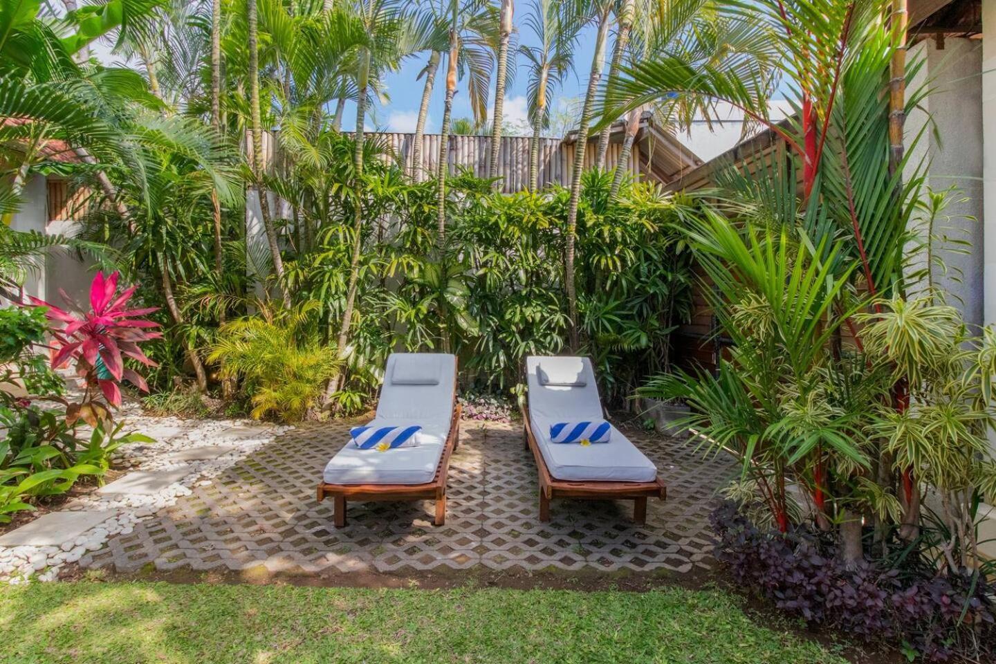 הוילה Heart Of Seminyak, 2Br, Sleeps 4, Walk To Bintang מראה חיצוני תמונה